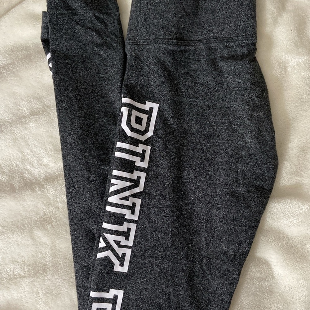 charcoal grey leggings